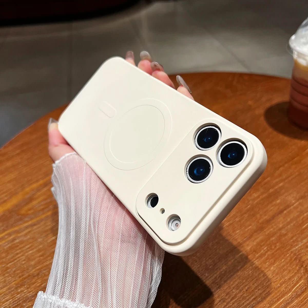 Norvo | Magnetisk myk silikonetui for iPhone 17-serien