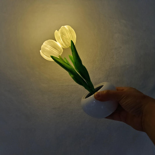 Norvo | Moderne Kreativ Simulering Tulipan Peony LED Nattlys Bordlampe