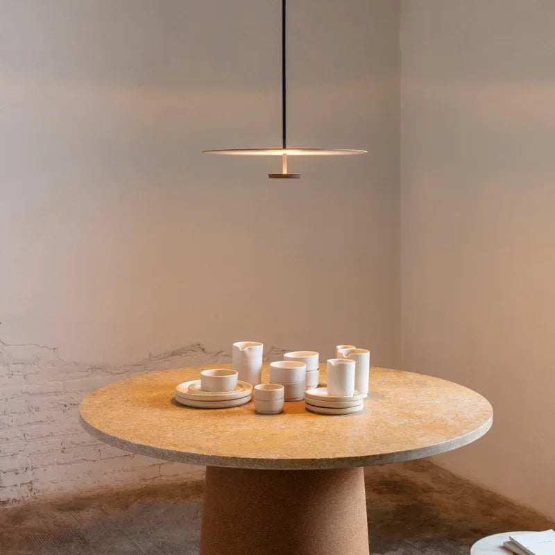 Moderne ElegantArc LED Ring Pendellampe - Minimalistisk Design for Stue & Spisestue | Norvo