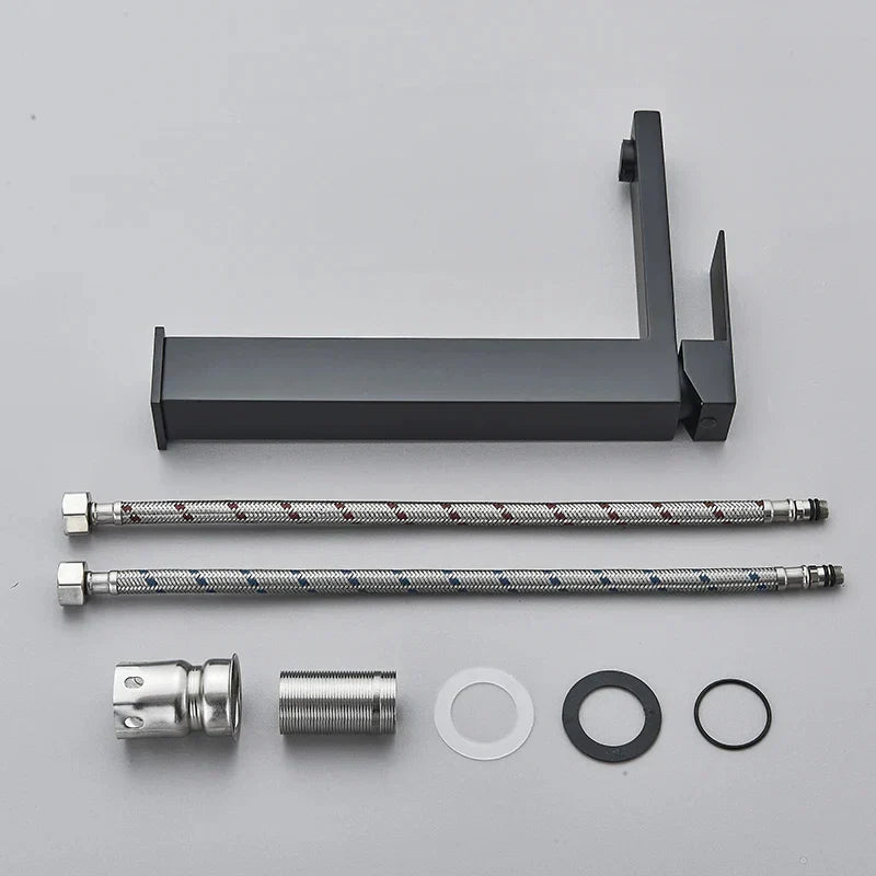 Norvo | Moderne Svart-Sølv Kran - for Luksus Bathtub Opplevelse