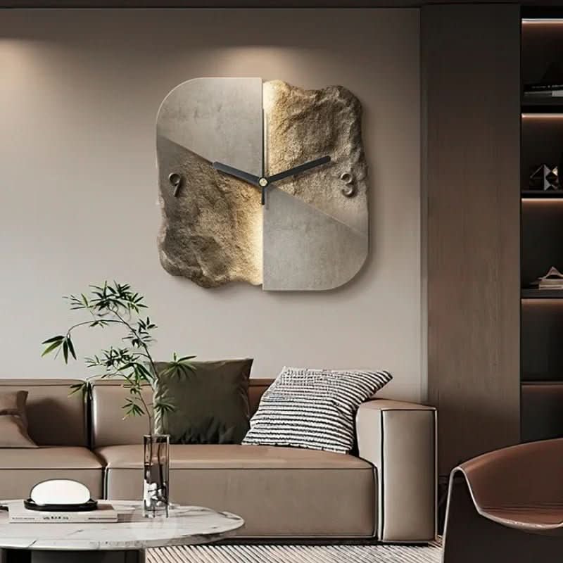 Norvo | Moderne Sandstein Veggklokke med 3D Relieff & Stille Kvarts Teknologi