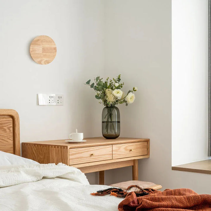 Norvo | LuxeRadiant – Skandinavisk Tresvegglampe