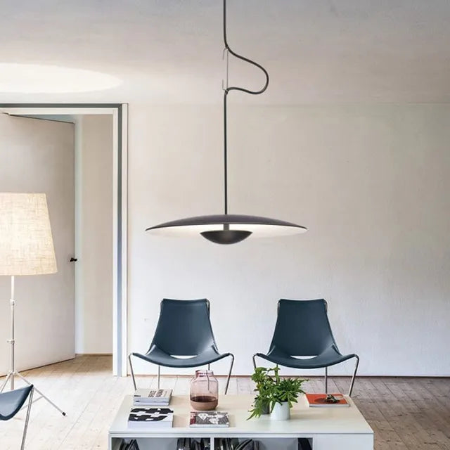 Moderne LED Pendellampe – Skandinavisk Design Laget av Tre og Metall | Norvo