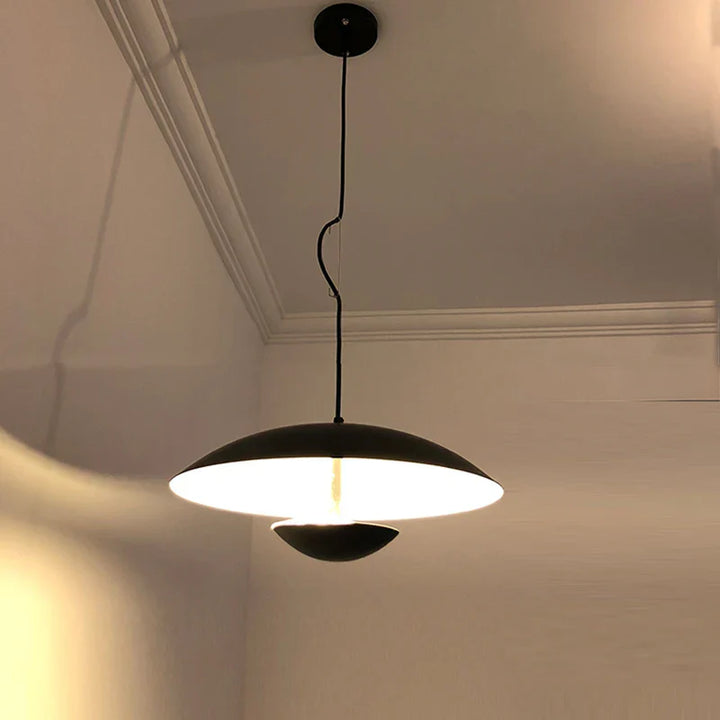Moderne LED Pendellampe – Skandinavisk Design Laget av Tre og Metall | Norvo