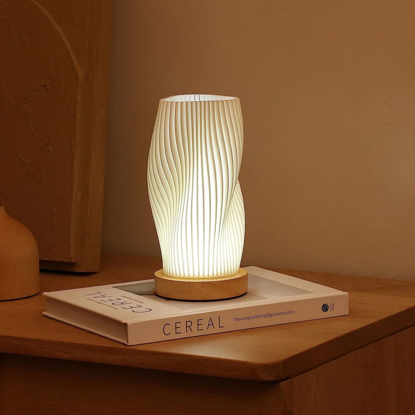 Norvo | Wavecrest Lamp – Elegant USB-drevet dimbar bordlampe
