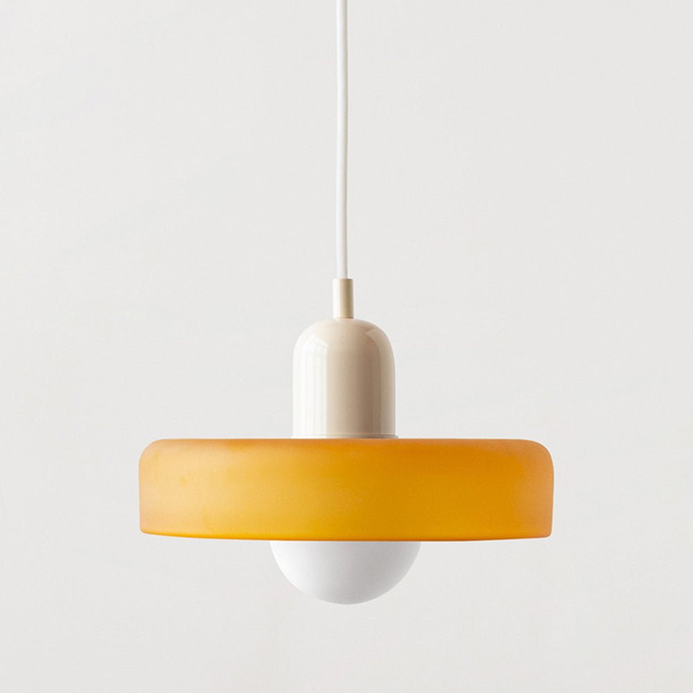 Norvo | Bauhaus Farget Glasspendellampe for Moderne Interiører