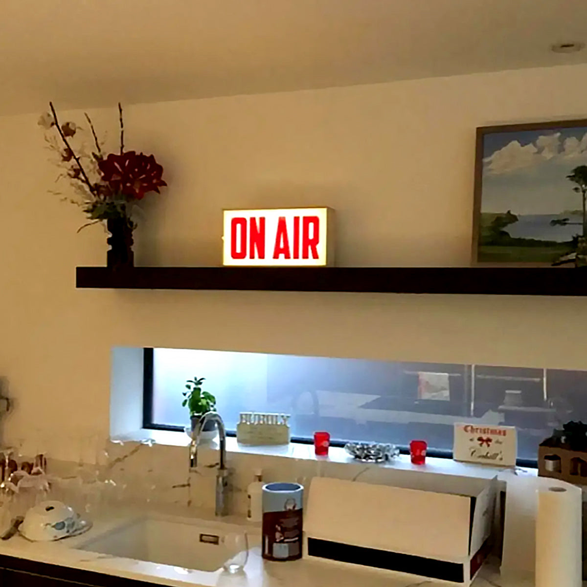 Norvo | On Air Skilt Retro Lysboks Bordlampe