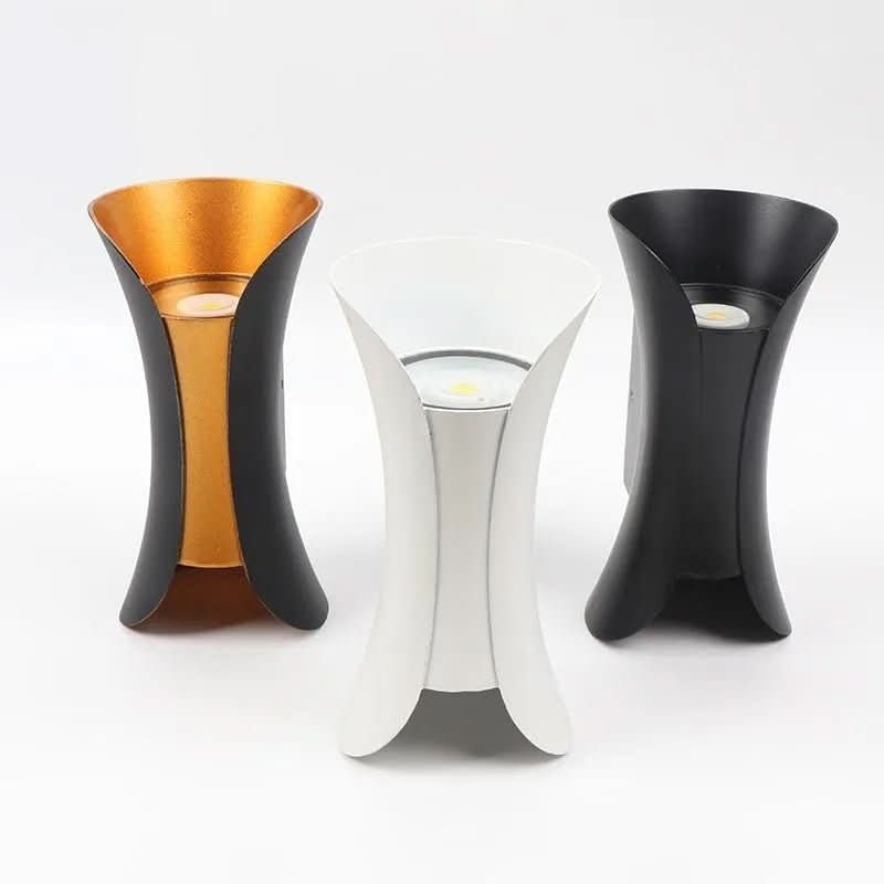 Norvo | Buet LED Vegglampe med IP65 Beskyttelse