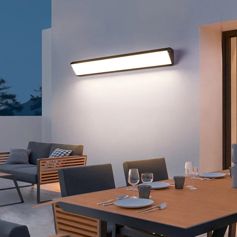 PatioGlow - Vanntett LED-vegglampe