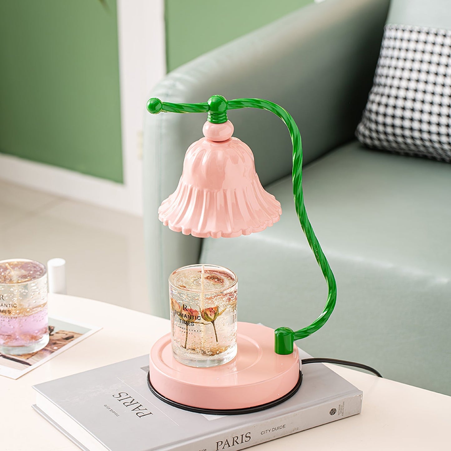 Norvo | BloomAura – Sjarmerende Rosa Glassbordlampe