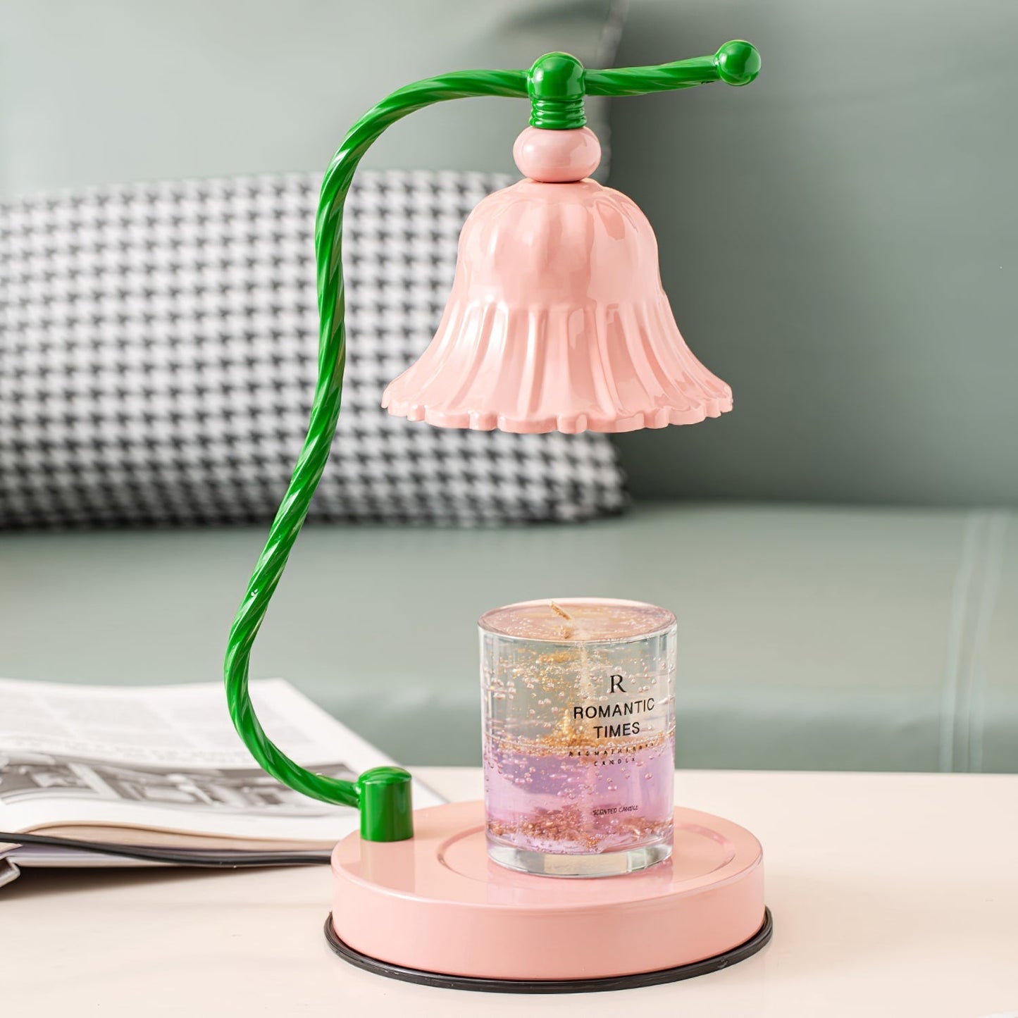 Norvo | BloomAura – Sjarmerende Rosa Glassbordlampe