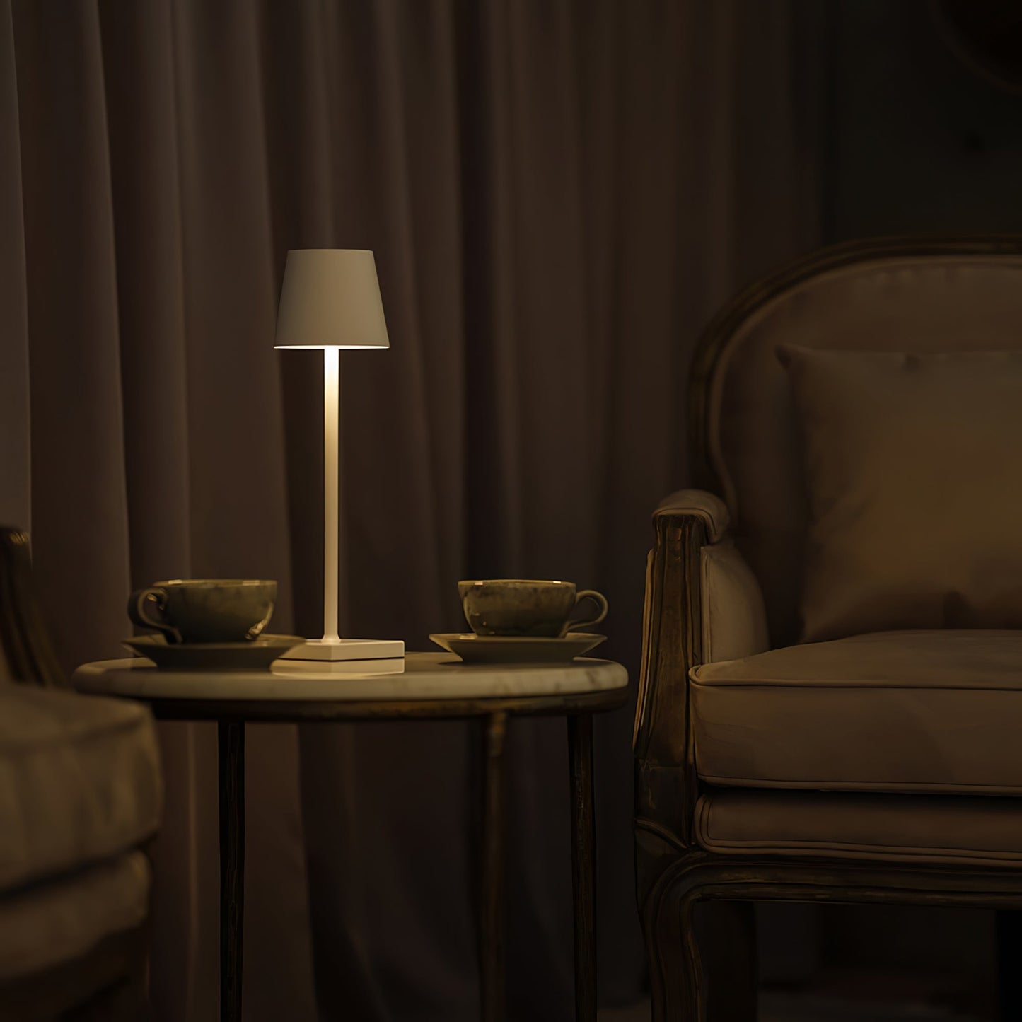 Norvo | PoldLight – Moderne LED Bordlampe med Lading Mulighet