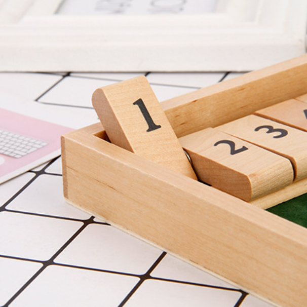 Norvo | Shut The Box Spill - Morsomt Bordmatspill for Voksne & Barn
