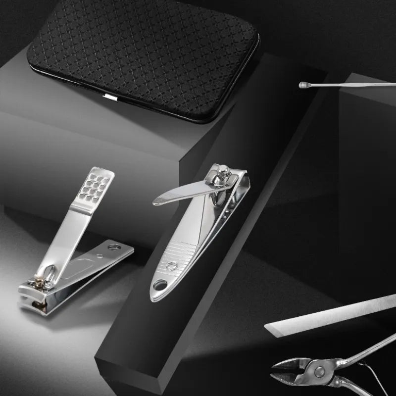 Norvo | LuxeTools 19-delt profesjonelt negle- og fotpleiesett i rustfritt stål