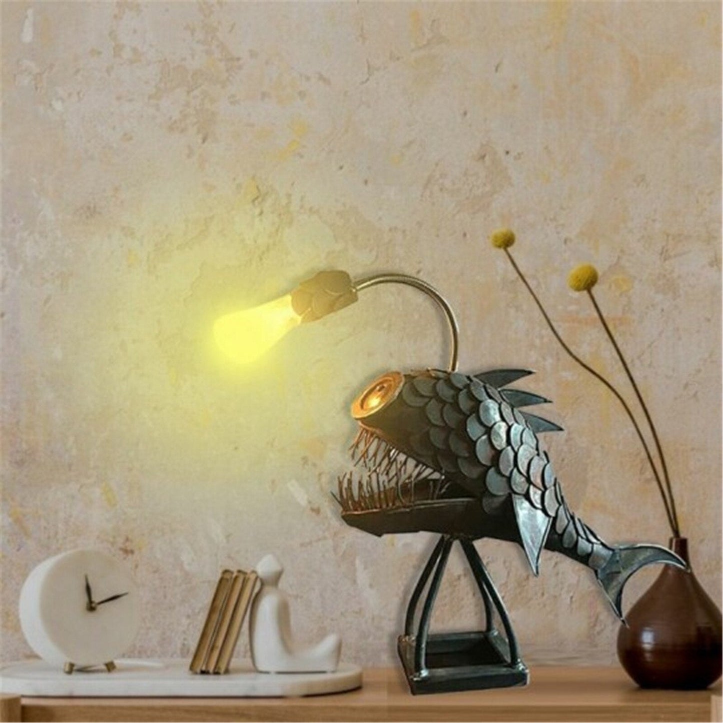 Norvo | Retro Bordlampe Anglerfisk Lys med Fleksibelt Lamp Hode Kunstneriske Bordlamper for Hjem Bar Café Hjem Kunst Dekorative Ornamenter