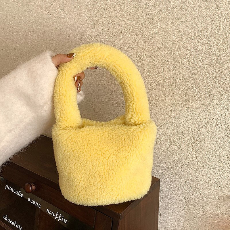 Norvo | Kosedyr Plush Mini Bucket Bag