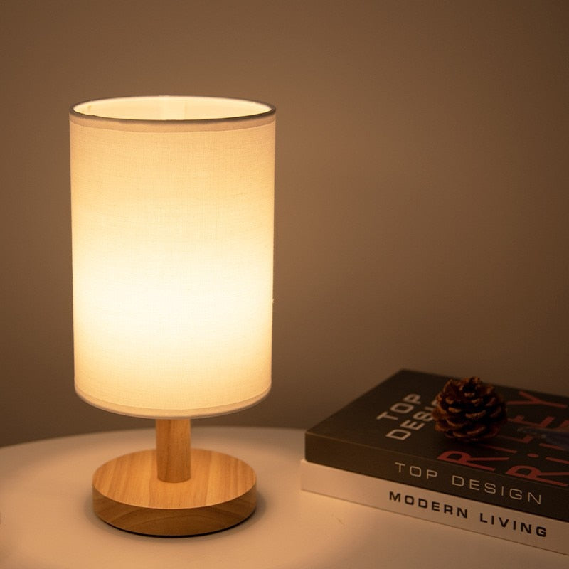 Norvo | NordicLume – Solid Wood LED Skrivebordslampe for et Slankt Skandinavisk Utseende