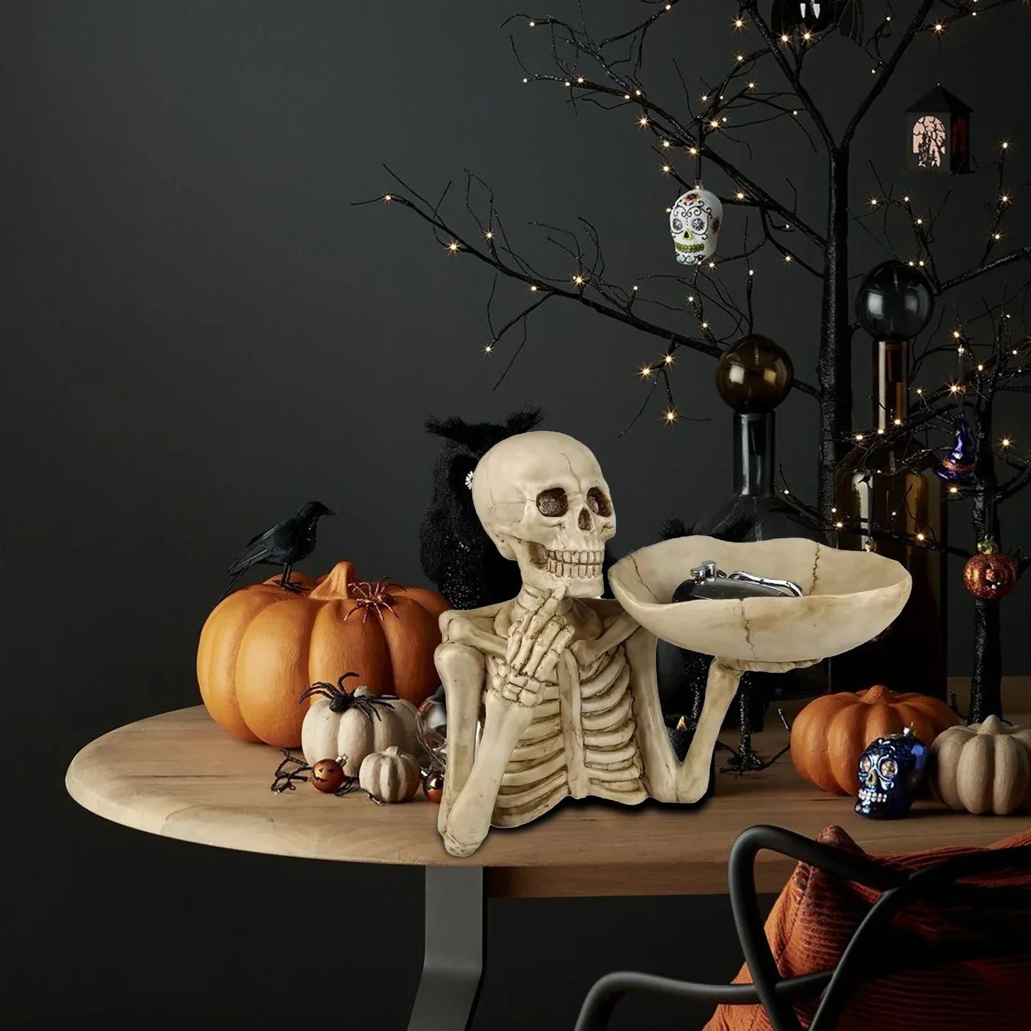 Norvo | SkullServe | Hodeskalle Dekorasjonstallerken laget av Harpiks | Gothic & Halloween Akcent | Allsidig Bruk