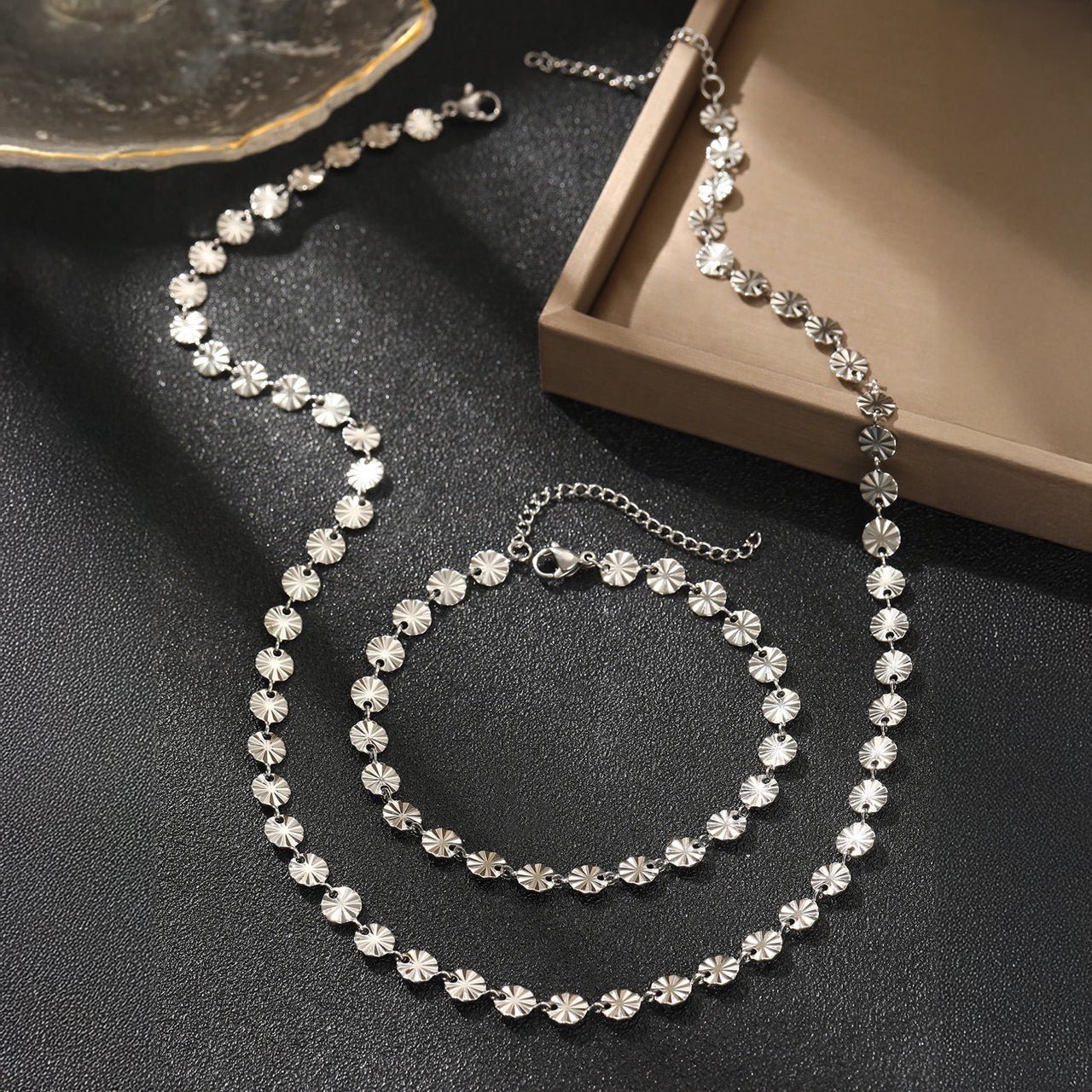 Norvo | Sirkel Spiral Armbånd og Halskjedesett