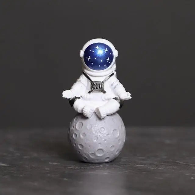 Norvo | Harpiks Astronaut Figur Statue Rom Reisende Skulptur Utdanningsleketøy Skrivebordsdekorasjon Astronaut Modell For Barn Gave