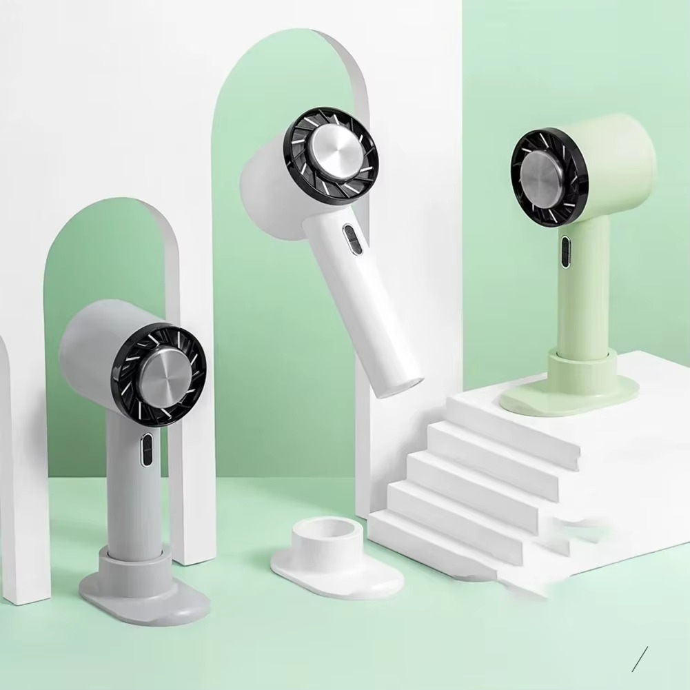 Norvo | Bærbar Oppladbar Campingvifte med 2200mAh Batteri og 3 Hastighetsinnstillinger