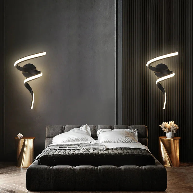 Norvo | LED Vegglampe NordLED Vegglys | Nordisk Spiral Design | Modern & Energisparende | For Soverom, Gang & Stue Spiral Lysestake for Trap Soverom Nattbord Studie Gang Bakgrunn Innendørs Dekor Veggbelysningsarmaturer