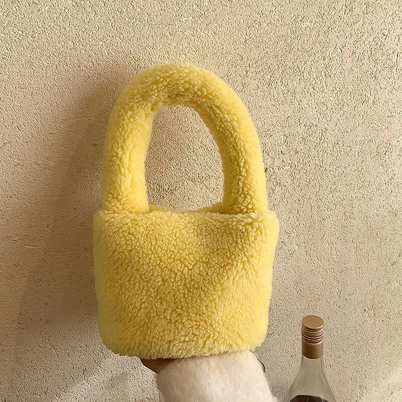 Norvo | Kosedyr Plush Mini Bucket Bag