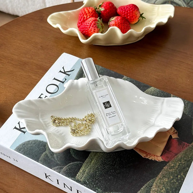 Norvo | Krem Keramisk Skjell Tallerken