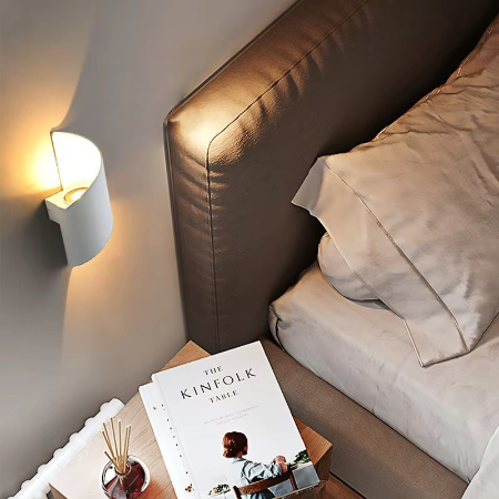 Norvo | Slank dobbel retnings LED utendørs vegglampe