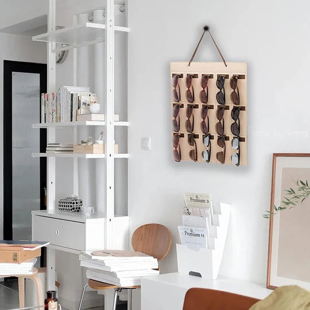 Norvo | GlasSpace Organizer | Veggmontert Brilleholder | Sammenleggbar Solbrilleoppbevaringspose | Plassbesparende & Støvtett | 42 × 38 cm