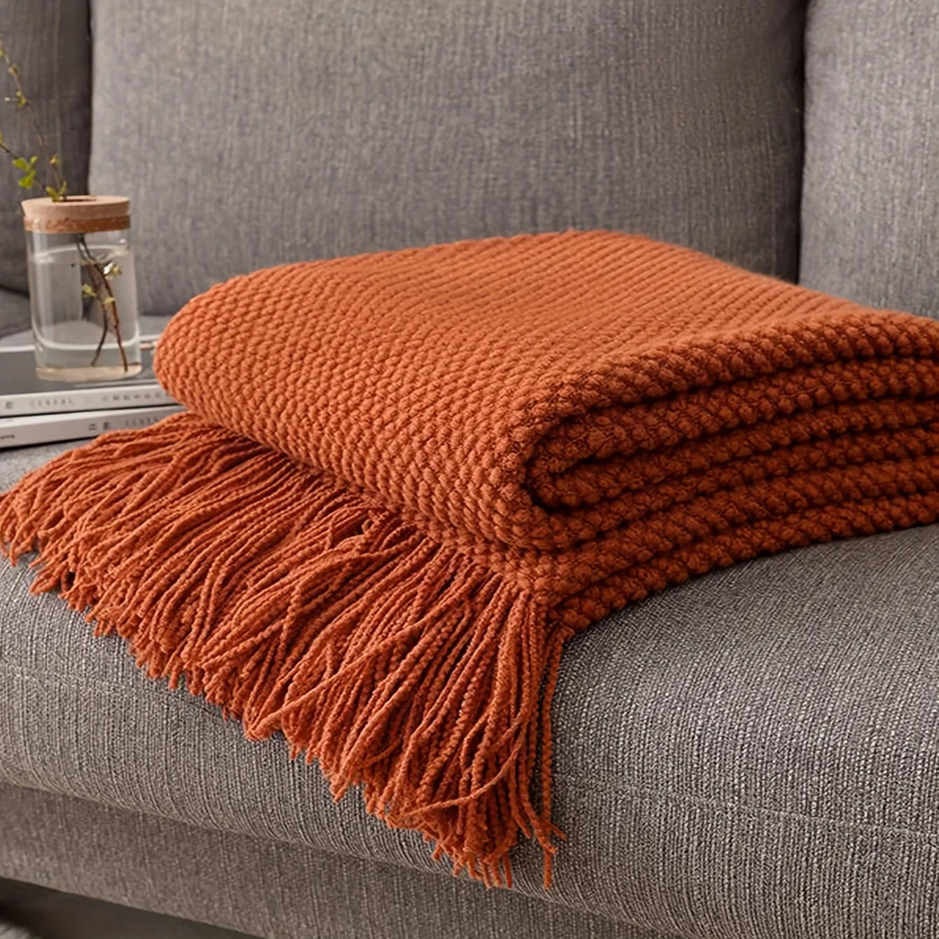 Norvo | Aurelia Cozy Frynse Strikket Tekstil i Morandi Orange | Myk & Varme | 3 Størrelser | For Sofa, Seng & Reiseliv