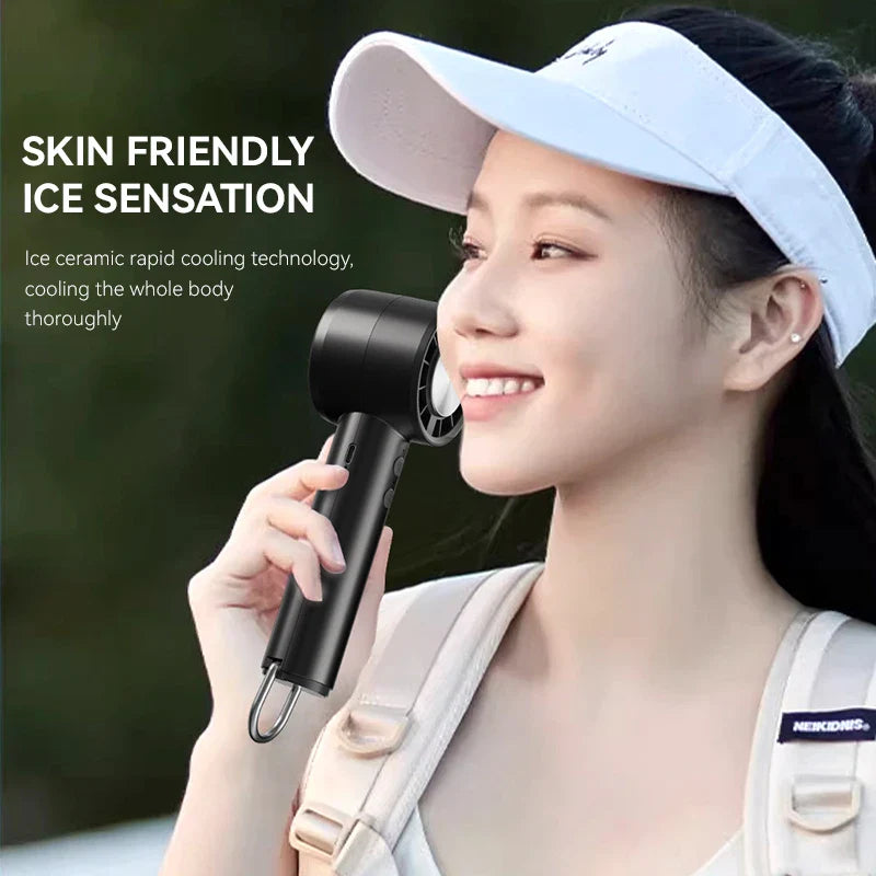 Norvo | Brisano AirCool Mini Håndvifte med Kjølefunksjon | 5 Hastigheter | LED Display & USB Lading | Stillegående & Bærbar | For Reiser, Kontor & Utendørs