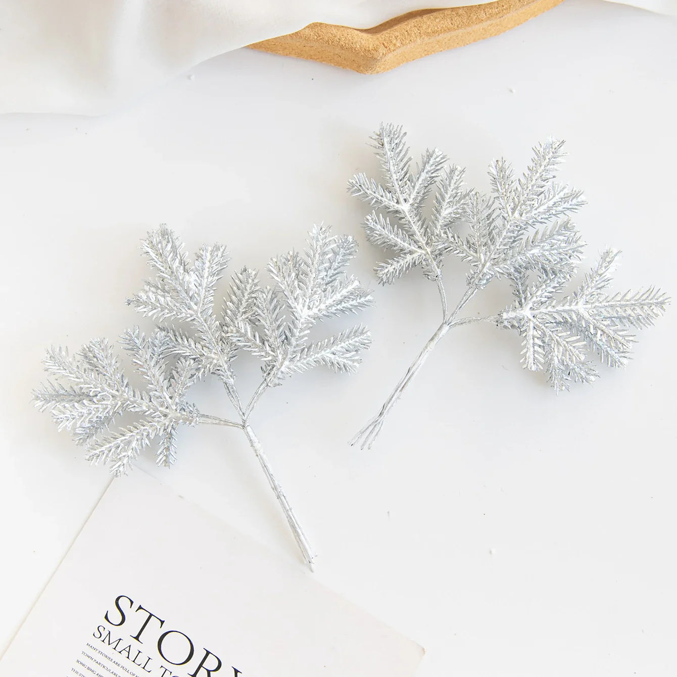 Norvo | CactusCharme | Luksuriøs Grønn Blader Dekorasjon