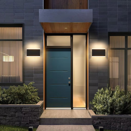 Norvo | Allsidig LED Vegglampe for Innendørs og Utendørs Bruk