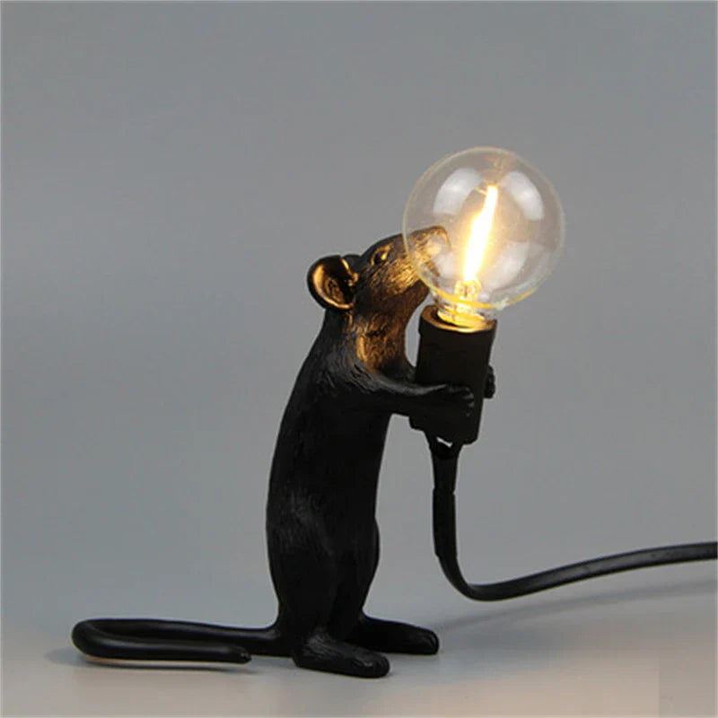 Norvo | Moderne LED Dyre Bordlamper: Har resin, Katt, og Ekorn Nattlys
