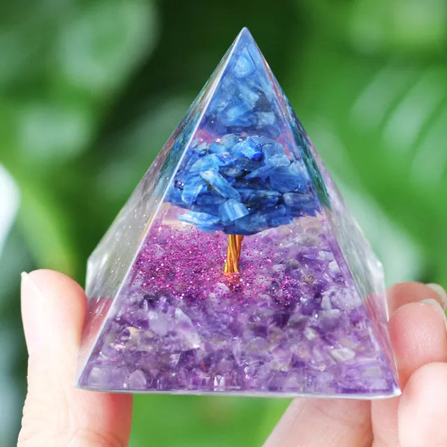 Norvo | Amethyst Peridot Orgone Pyramide - Energigenerator Krystall Reiki Chakra Orgonitt Meditasjonsverktøy