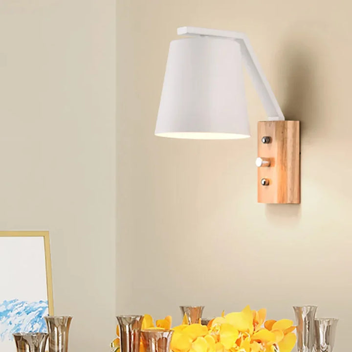 WoodGlow Light – LED Vegglampe for Soverom Norvo