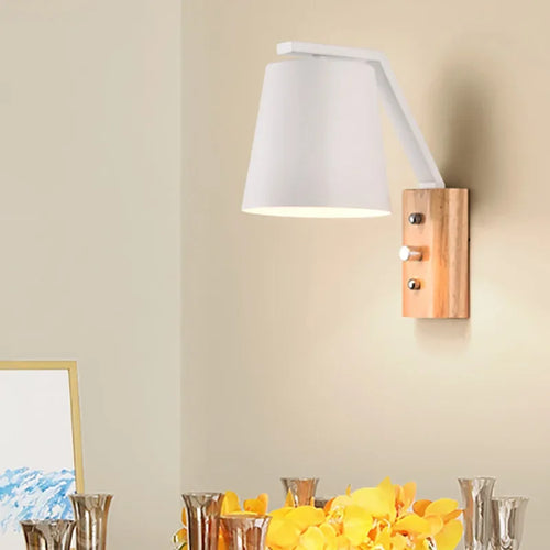 WoodGlow Light – LED Vegglampe for Soverom Norvo