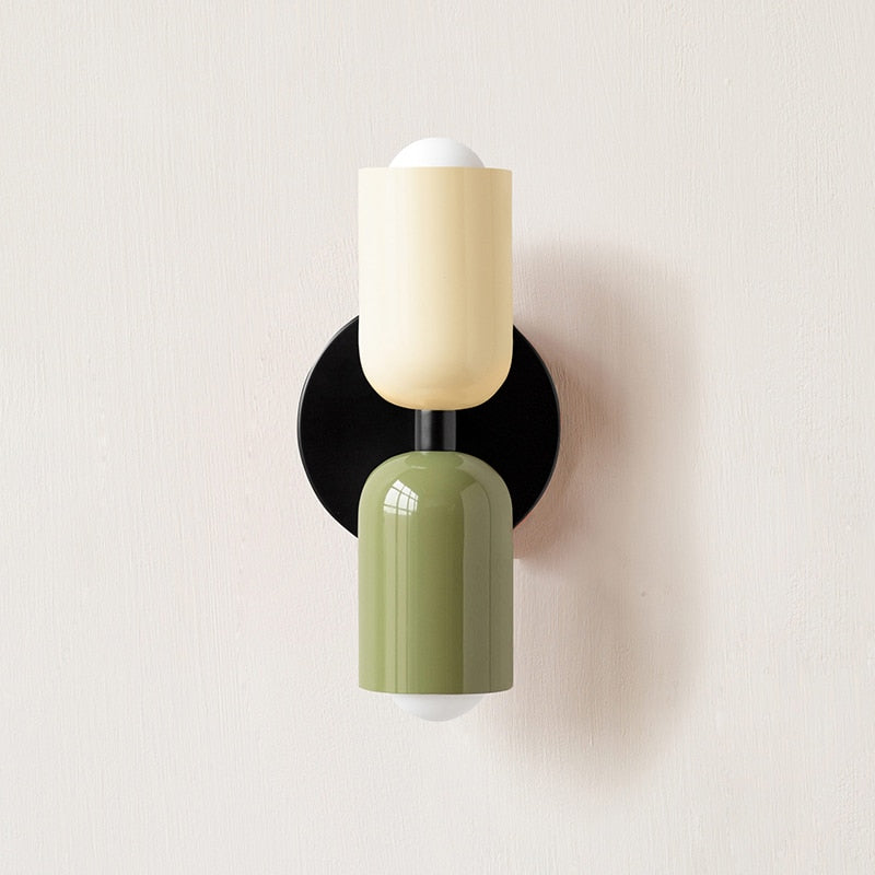 Norvo | Livlig, minimalistisk vegglampe med to lyspærer