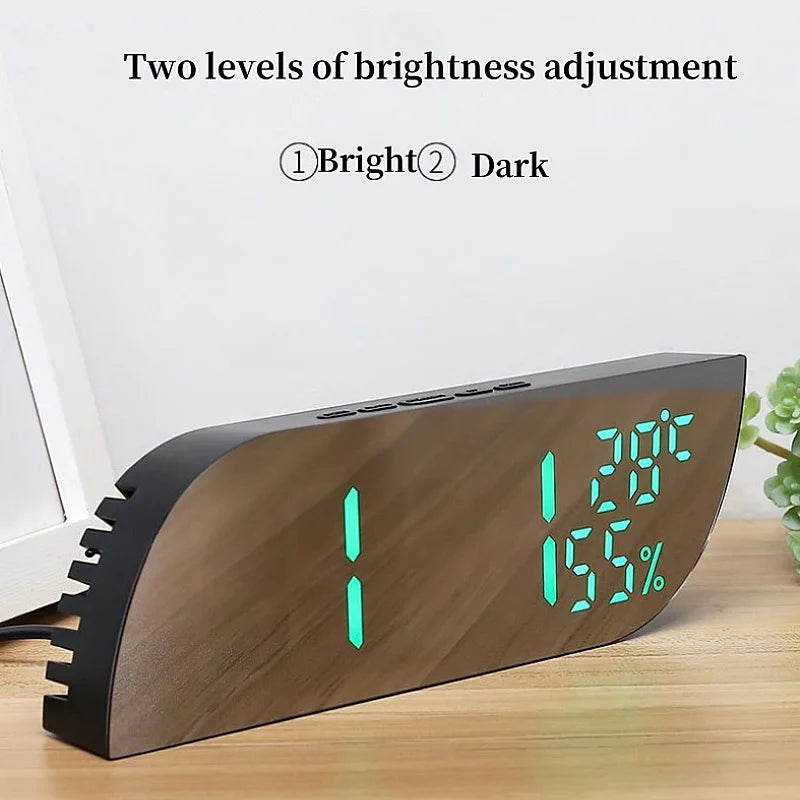 Norvo | LED Digital Vekkerklokke med Dobbelt Skjerm & Ubegrenset Snooze