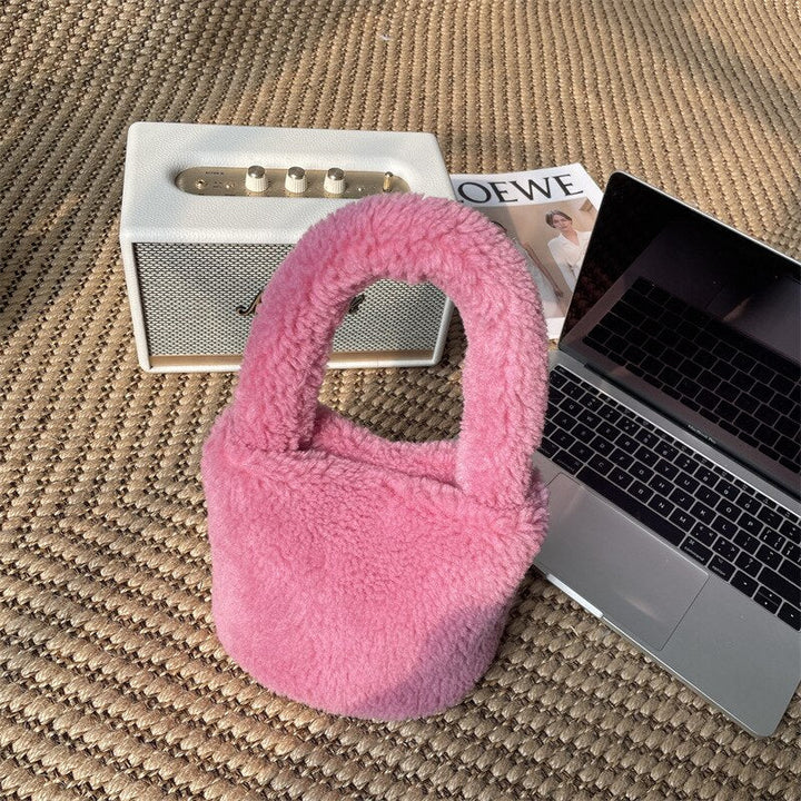 Norvo | Kosedyr Plush Mini Bucket Bag