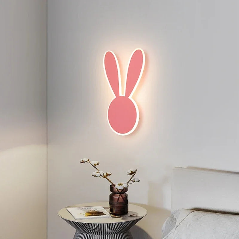 PinkRabbit - Lekende LED Vegglampe for Barnerom Norvo
