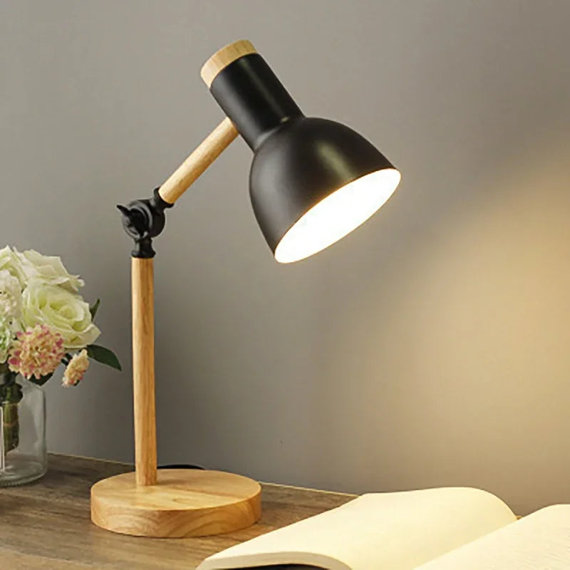 Norvo | Tre Justerbar Bordlampe | Nordisk Belysning