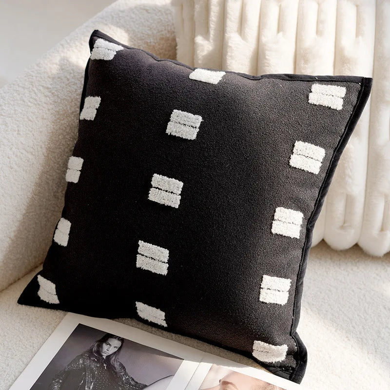 Norvo | Luksus brodert dekorativ pute med hesteprint for sofa og stue