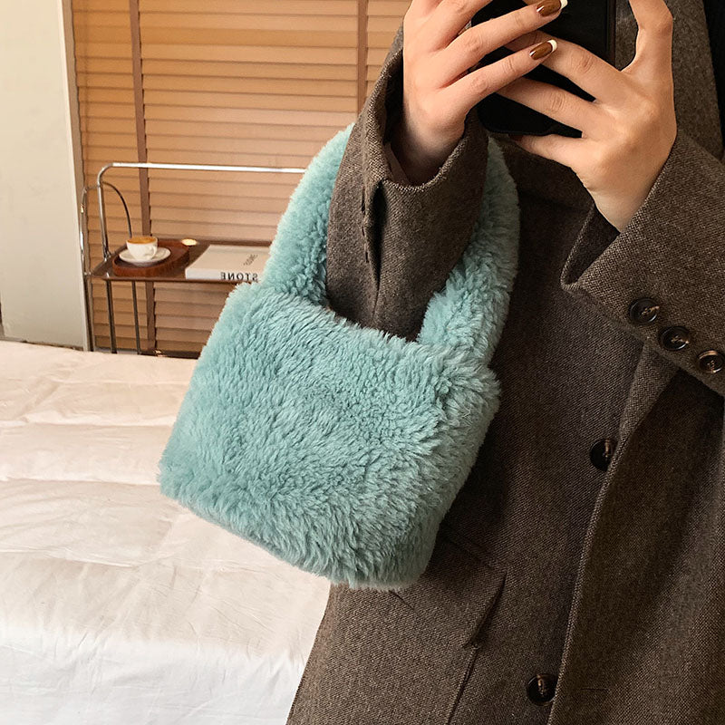Norvo | Kosedyr Plush Mini Bucket Bag