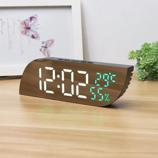 Norvo | LED Digital Vekkerklokke med Dobbelt Skjerm & Ubegrenset Snooze