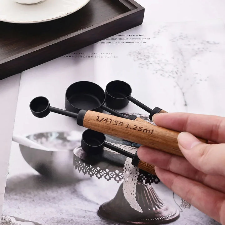 Norvo | Lyra Målebeger & Skje Sett