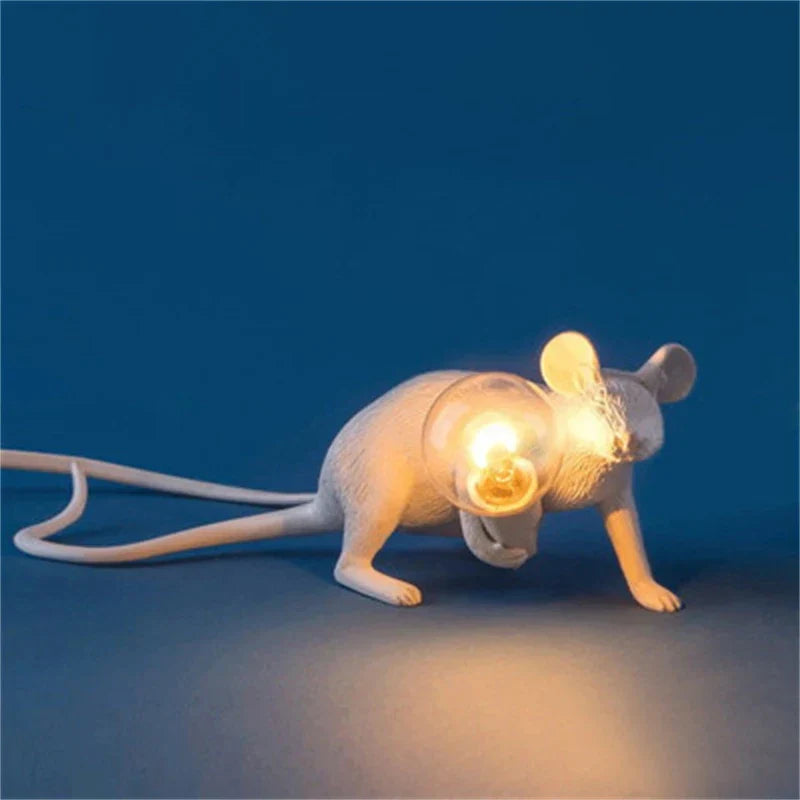 Norvo | Moderne LED Dyre Bordlamper: Har resin, Katt, og Ekorn Nattlys