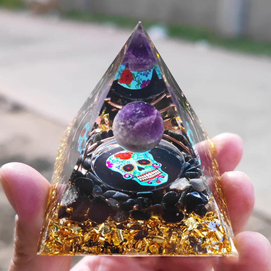 Norvo | Orgonitt-pyramide helbredelse krystaller energigenerator med ametyst pendel - Reiki chakra meditasjonsverktøy og romdekor