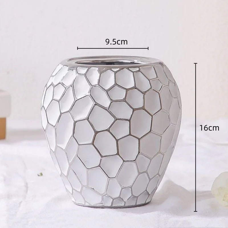 Norvo | Elegant keramikkvase med gullakcent